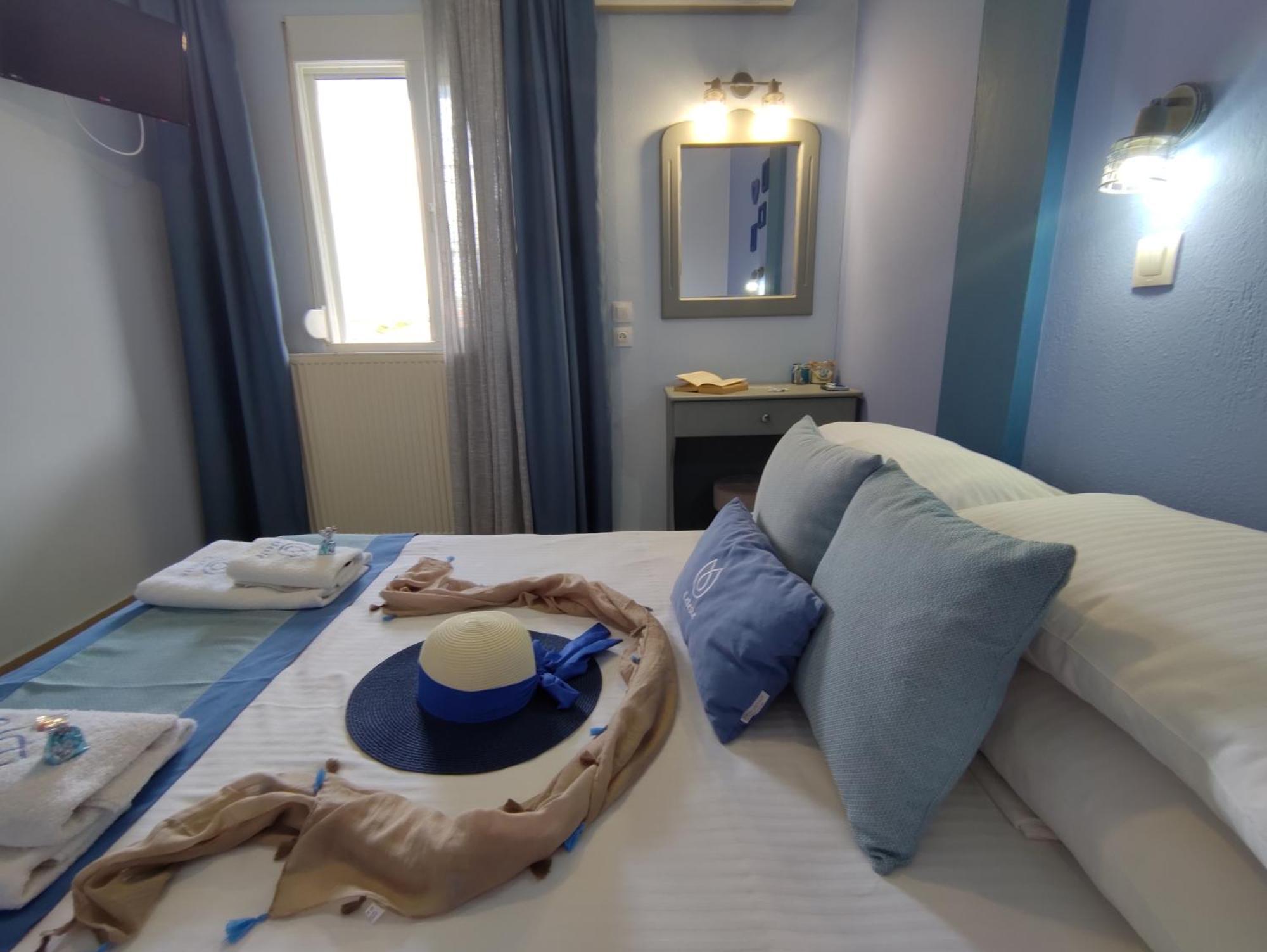 Celeste Deluxe Apartments สกาลา โปเตมิอัส ภายนอก รูปภาพ