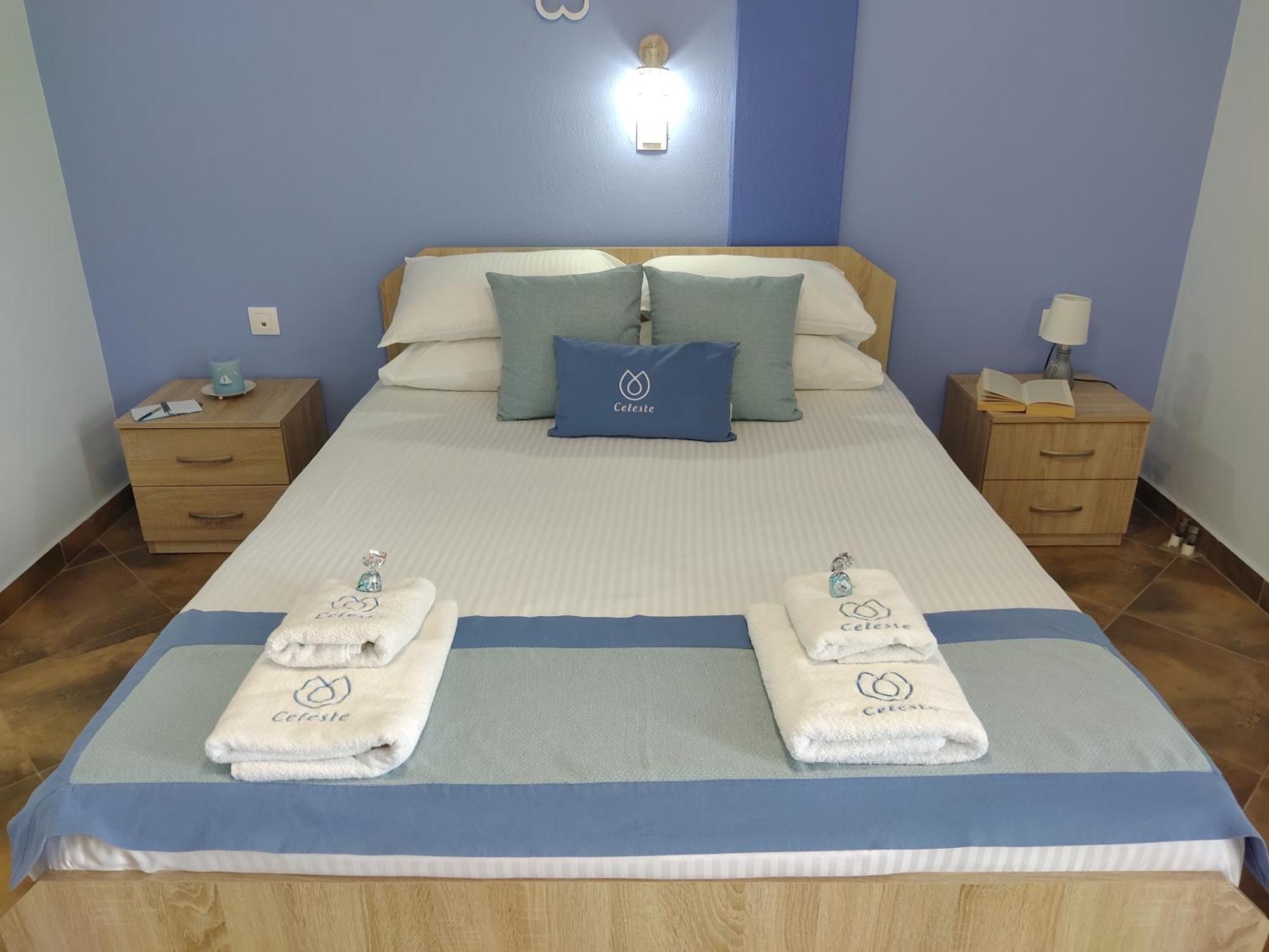 Celeste Deluxe Apartments สกาลา โปเตมิอัส ห้อง รูปภาพ